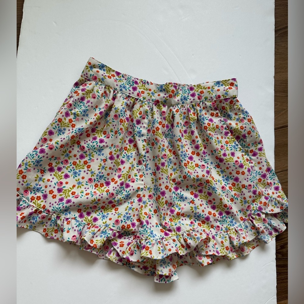 Topshop - Floral Shorts